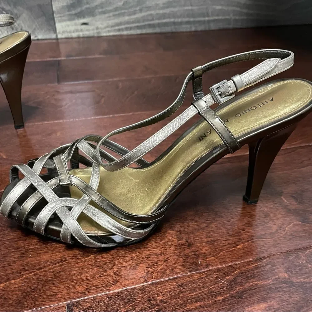 Antonio Melani Bronze Champagne Strappy Open-toe Heel Size 9.5